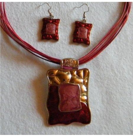 PARURE ETE RECTANGULAIRE ROUGE