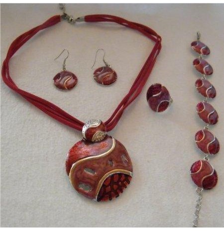 PARURE BEAUTE RONDE COURBE