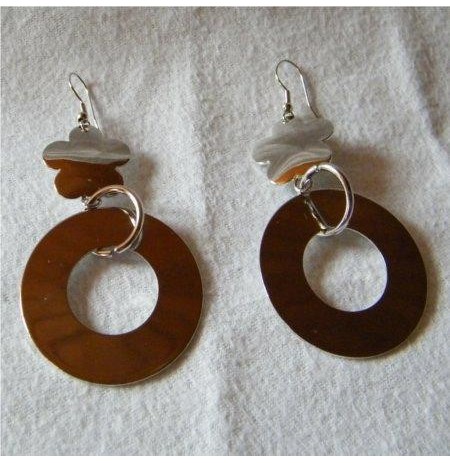 BOUCLES D'OREILLE CLASSE FLEUR DISQUE