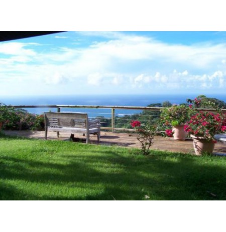 MAHINA: Mahinarama, belle propriété avec vue mer sur deux niveau