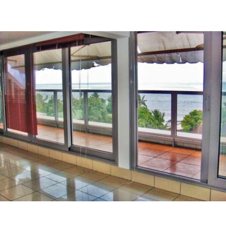 PAPEETE: Grand appartement de type F5 duplex de 179 m2 habitable