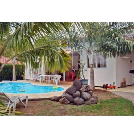 PUNAAUIA maison bien entretenue, comprenant 3ch VTLU221