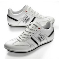 Basket dessus cuir