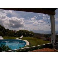 PIRAE : Maison en U  Ref 204