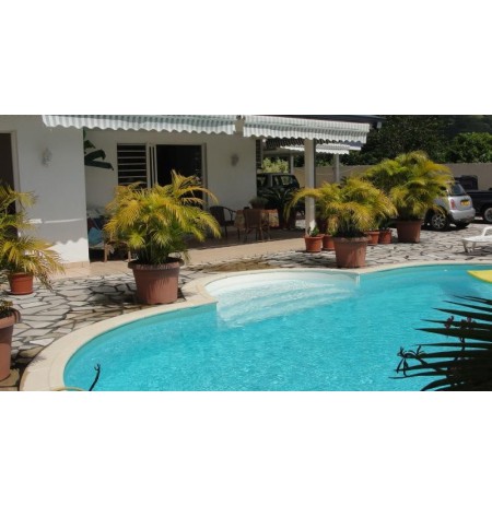 PAPARA : Belle petite maison, bien agencée Ref 217