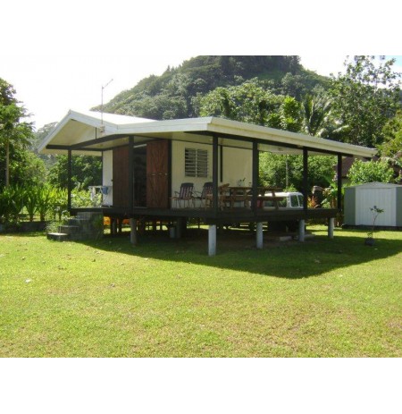 AFAAHITI : 704 m2 avec maison d'habitation  Ref 213