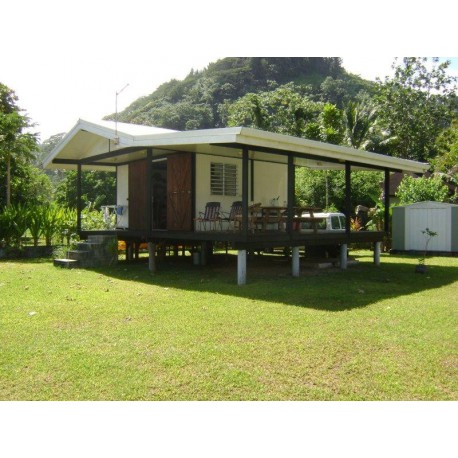 AFAAHITI : 704 m2 avec maison d'habitation  Ref 213